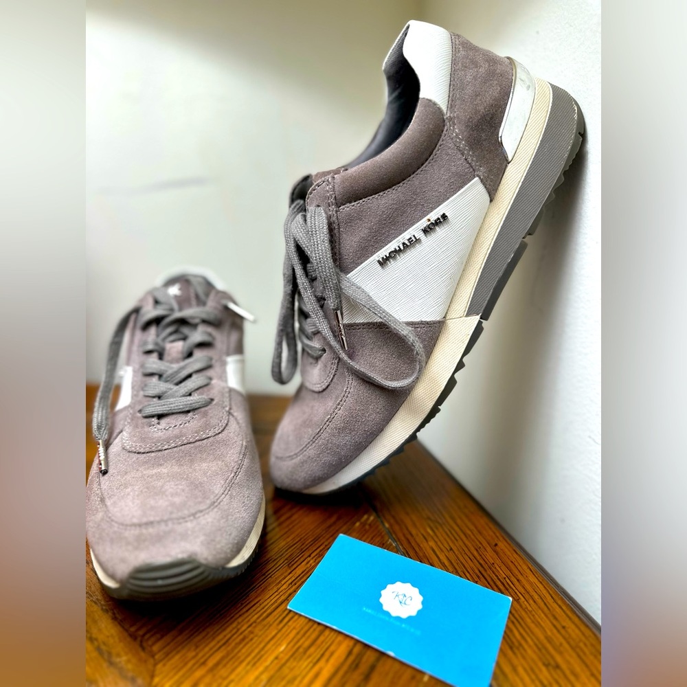 Michael kors active